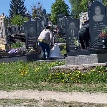 Illegal immigrants stealing flowers from grave yard to sell them