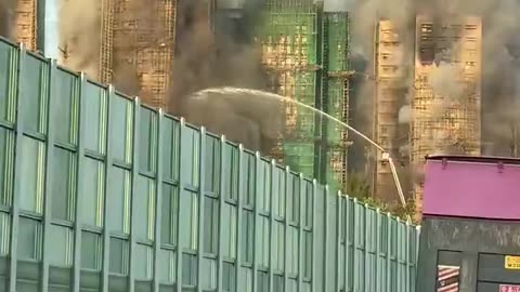 A major fire broke out this afternoon and is still burning at Wang Fuk Court in Tai Po