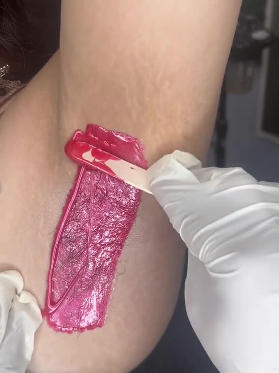 Underarm Waxing with Sexy Smooth Cherry Desire Hard Wax | @tracy_mua