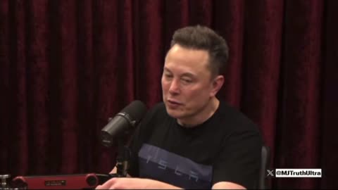 Elon Musk discusses the 3I-Atlas