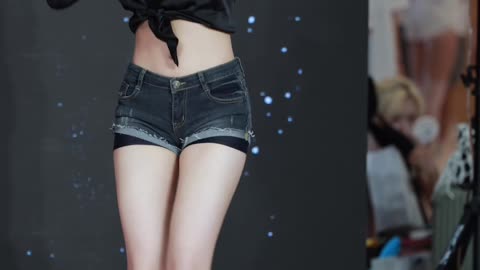 Korean girl sexy dancing in livestreaming 🩰 #BeutifulGirl