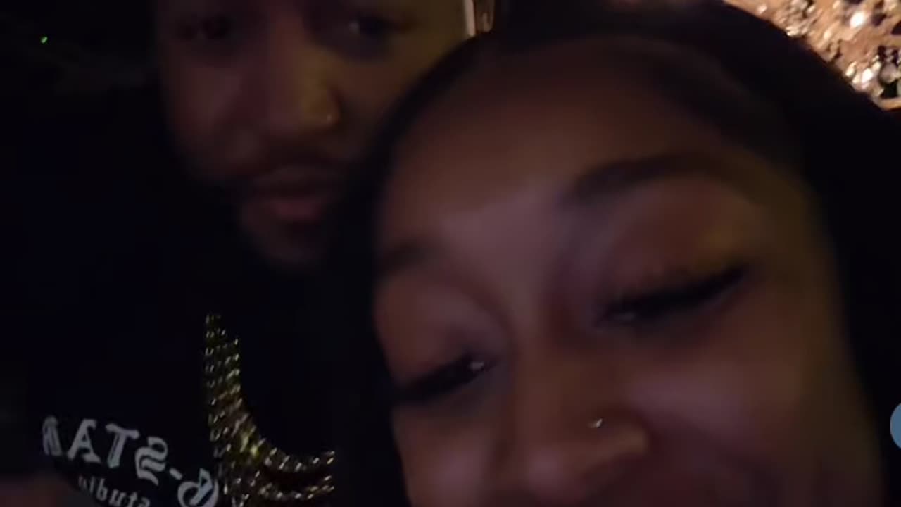 SUEWOO LINKS WITH BRANDON KEYS FOR A DATE