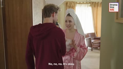 Girl Uses Banana For Self-Defence _ @Newdramamovie