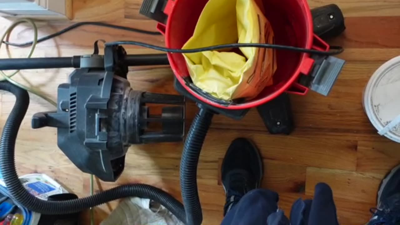Shop Vacuum Tip To Keep The Dust In The Bag - Vid For Amazon
