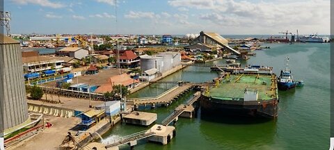 Surabaya Port, Indonesia 🇮🇩 March 2004