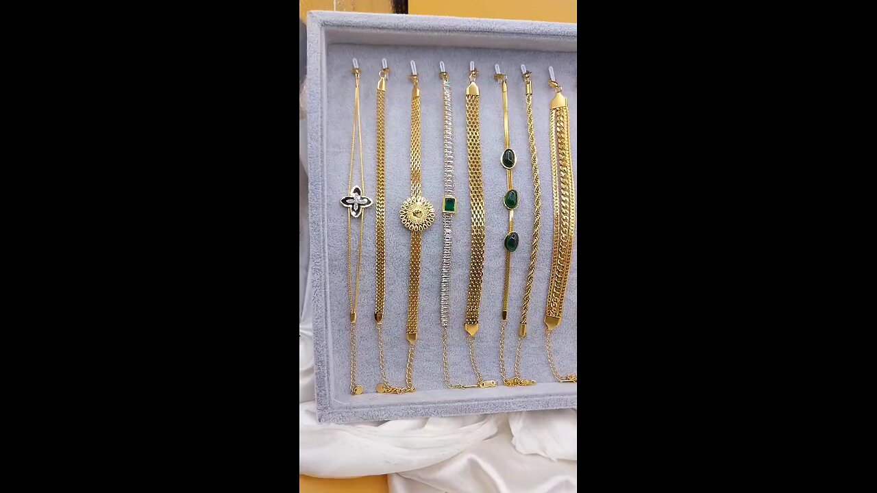 beautiful brand jewelry