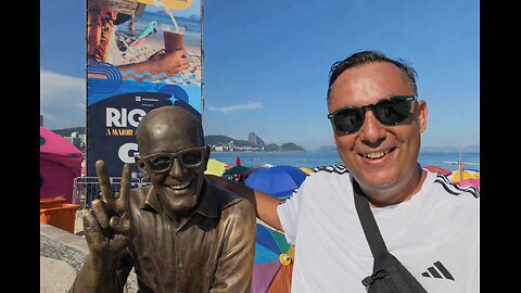 COPACABANA | Plane crash and overcrowding on the beach!