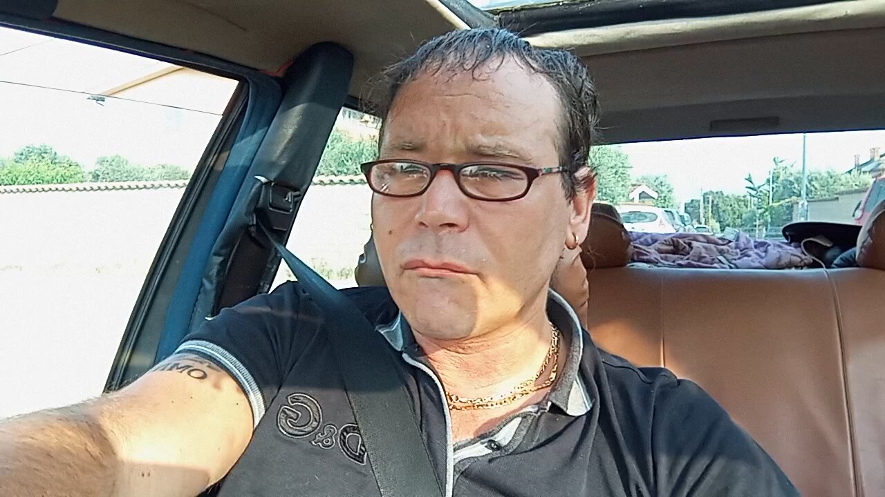 LA STORIA LACRIME STRAPPA DI ILARIA SALIS.