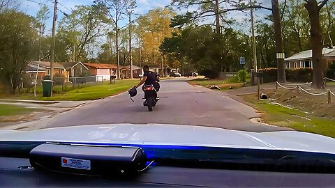 OMG 😱 Alleged Kidnapper Takes Police on Motorcycle Chase .