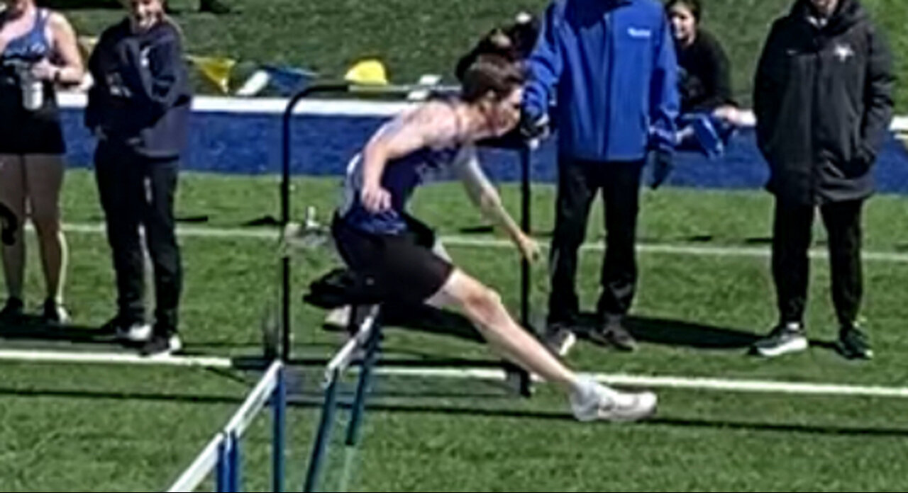 Jarom 300m hurdle, personal best today