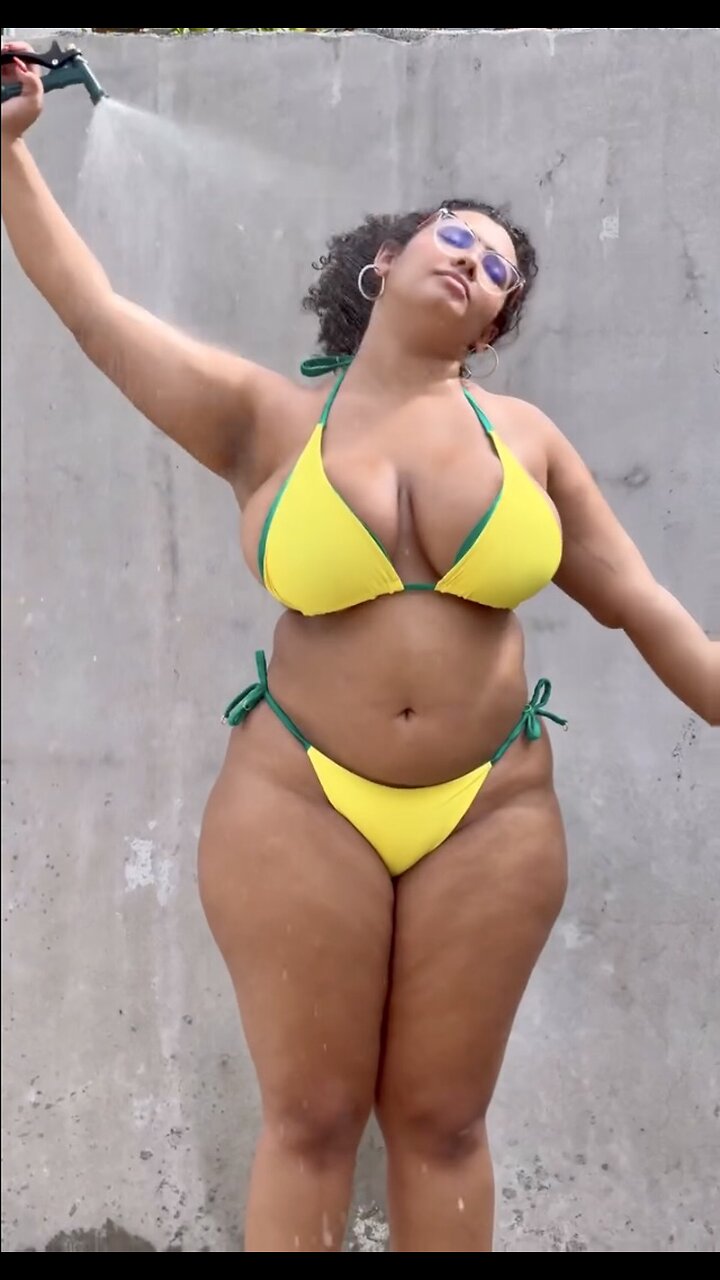 Wet and wild BBW