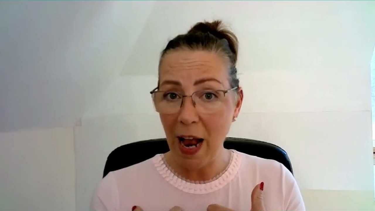 Break Free from the Autopilot: The Key to Overcoming Emotional Eating