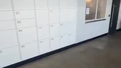 Fast food now cashless with zero human interaction