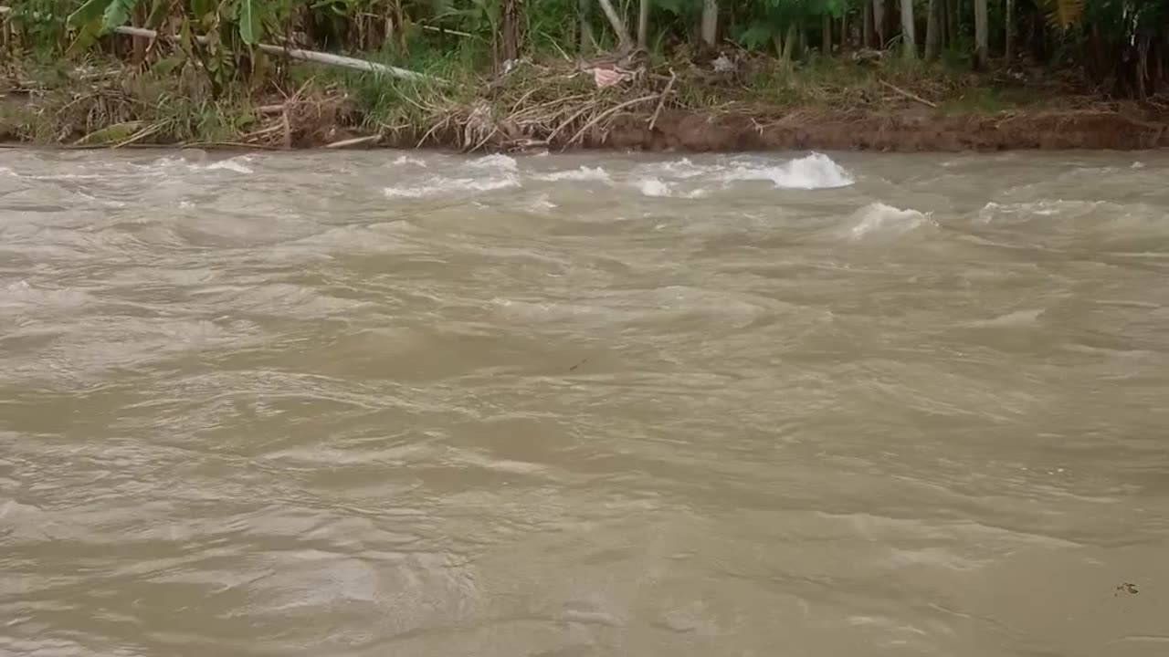 Citarik River rafting is full of challenges