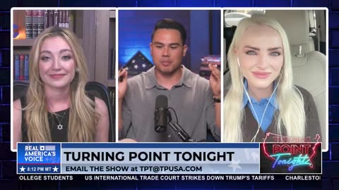 CBS HOST CAN’T HELP HIS WOKENESS AT A GRADUATION PODIUM