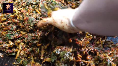 full of energy!! Korea's famous energy boosting food - loach soup / Korean street food