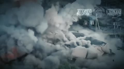 Complete Destruction of a Ukrainian Hangar and Storage Facility