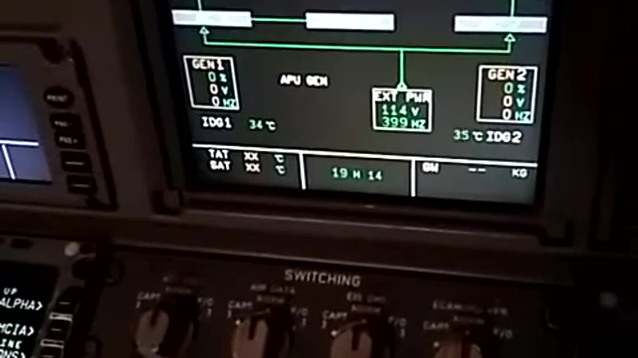 Airbus #A320 Battery Charging Lower ECAM Electric System Page #Avionics #Aviation #AeroArduino