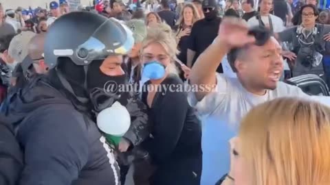 Meet 𝗝𝗼𝘀𝗲𝗽𝗵 “𝘌𝘭𝘭𝘪𝘦” 𝗦𝗮𝗻𝗰𝗵𝗲𝘇, this anti-ICE agitator, fakes a limp and lunges in front