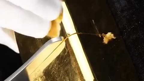 Video cutting political news
