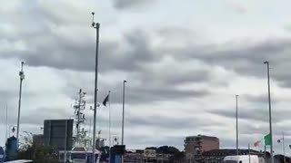 I keep getting sent all these videos from the Fly our flag 🇮🇪 campaign.