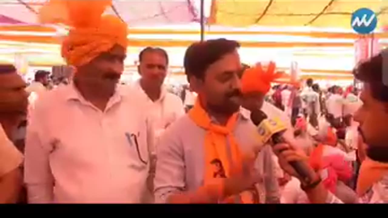 अखिलेश यादव देख लीजिए आप का स्वजातीय आप के लिए धर्म के प्रति क्या कह रहा है आप के बारे में