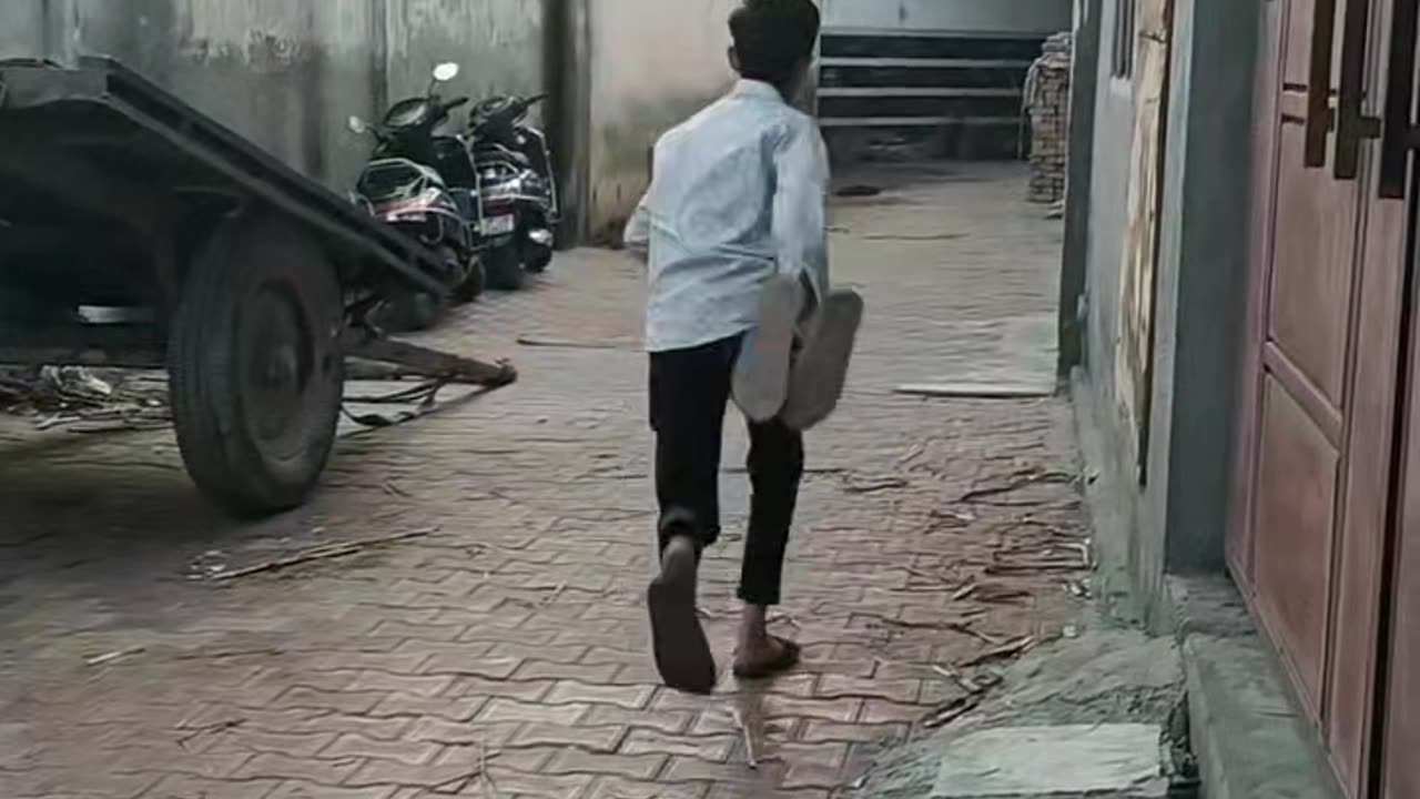 Chappal chor