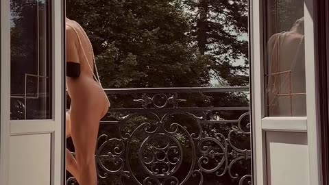 Just enjoy the view @sensual.lolaa