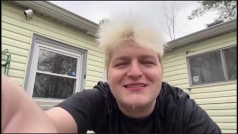 Dominic Schmidt went live yesterday. Didn't last too long as he got a 15 TTS bounty on his head (3)