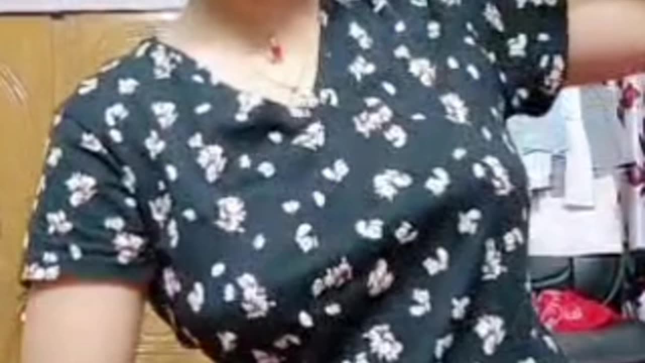 ek number Tujhe Kambar hi shaky shaky live dance