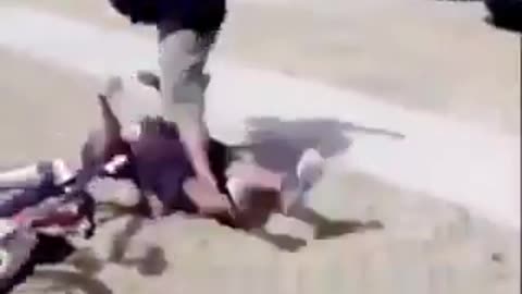 GET THE FUCK OFF MAH BIKE NUGGAH!