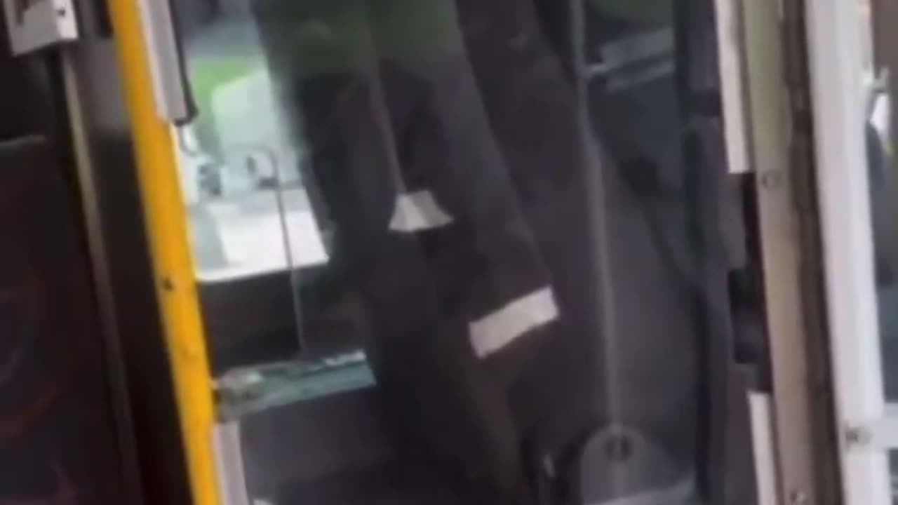 This black woman refuses to pay for the bus, and the driver, rightfully, refuses to move.