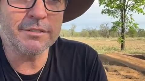 Australia?? Give me the top 5 things that makes you proud of being a patriotic Aussie