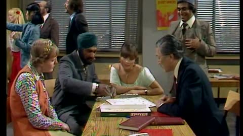 MIND YOUR LANGUAGE S02E06 - A Hard Day's Night