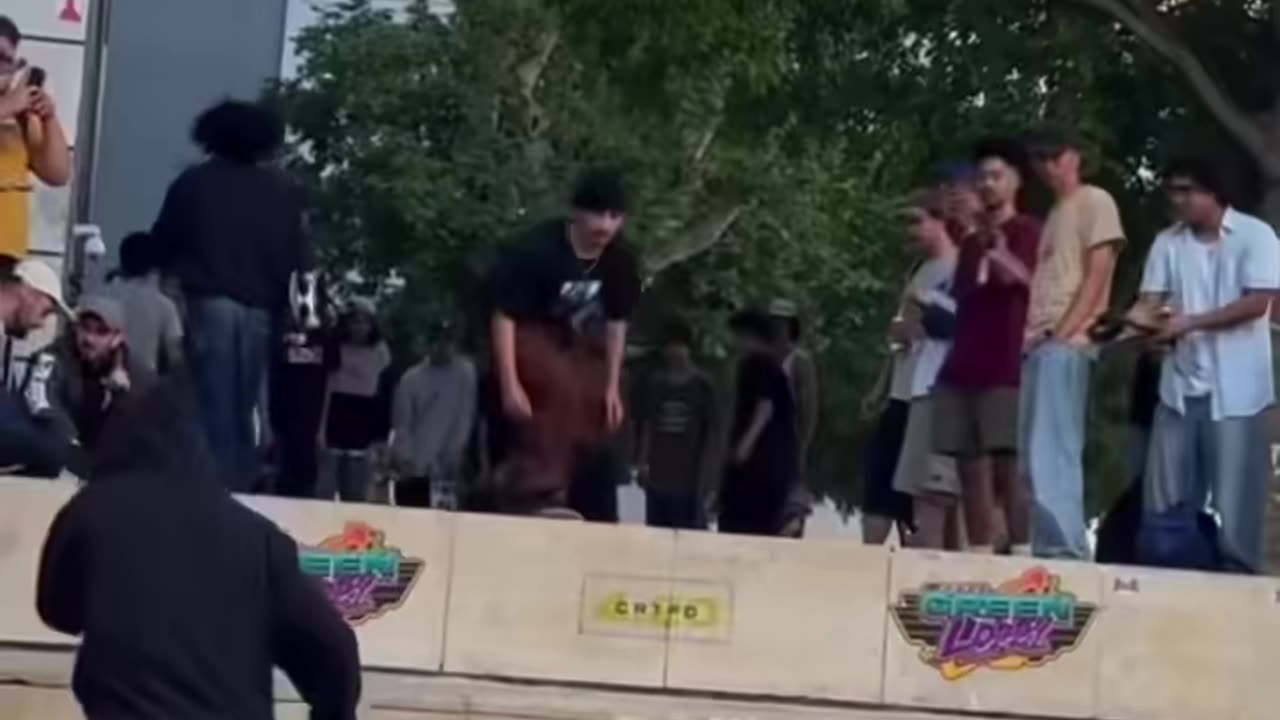 🤩🛹 Perfect 360 Flip! Can You Believe This? | SkateNation