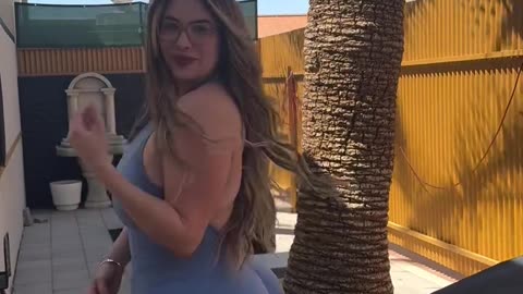 🍑 Heavy Beauty 😍