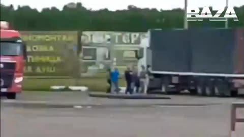Witnesses Try to Stop Kamikaze Drones Launching From Truck in Irkutsk