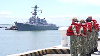 Pentagon Deploys Navy Warship To Southern Border