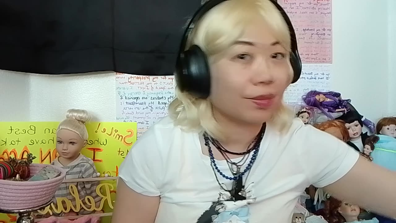 QUANTUM HEALING VIBRATIONS FOR ENTERTAINMENT PURPOSES ONLY meditation