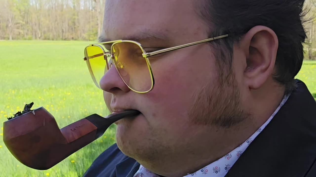 Nording Labrador pipe tobacco.