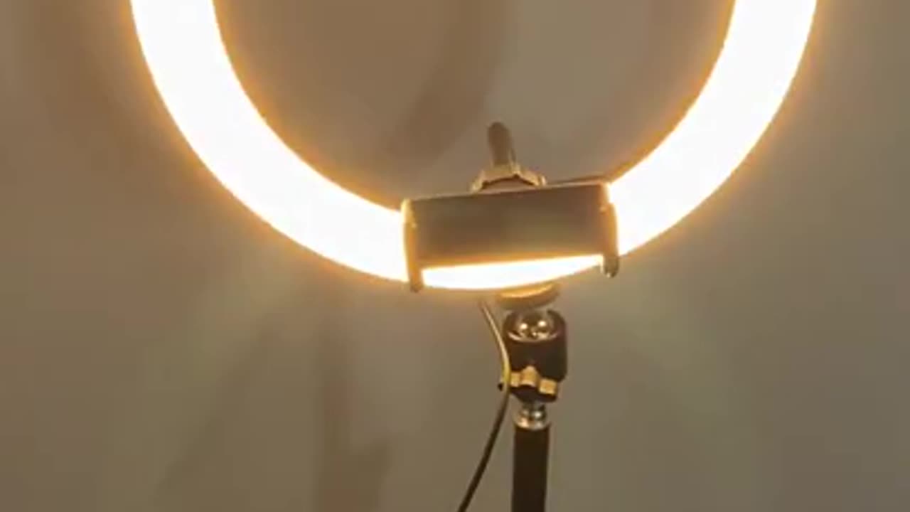 26cm Ring Light featuring 3 lighting modes