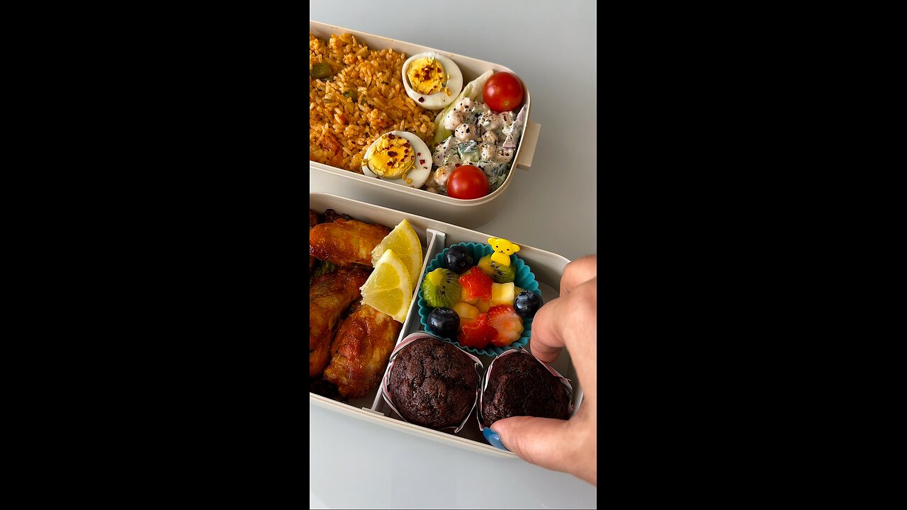 High Protein Lunch Box 🍱: Chicken Wings🍗 & Chickpea Salad 🧆💪🏻