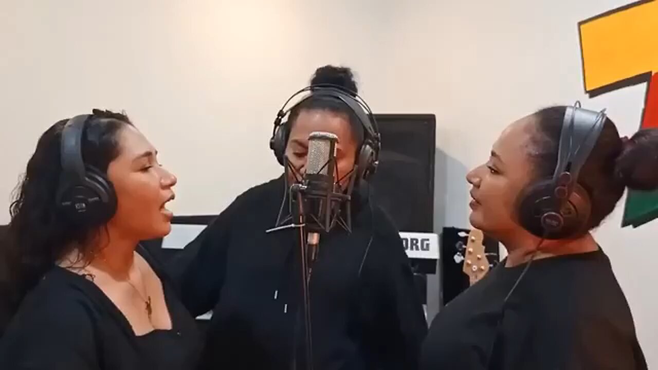Local Vocal of Papua New Guinea 🇵🇬