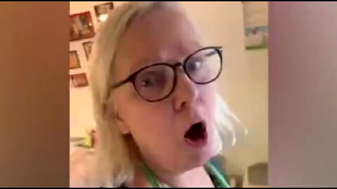 JUMP SCARE FUNNY PRANKS COMPILATION 😂