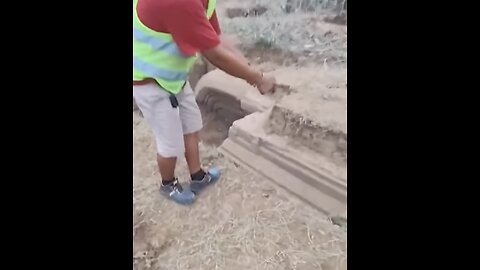 Ancient Temple Discovered in Myanmar 🇲🇲