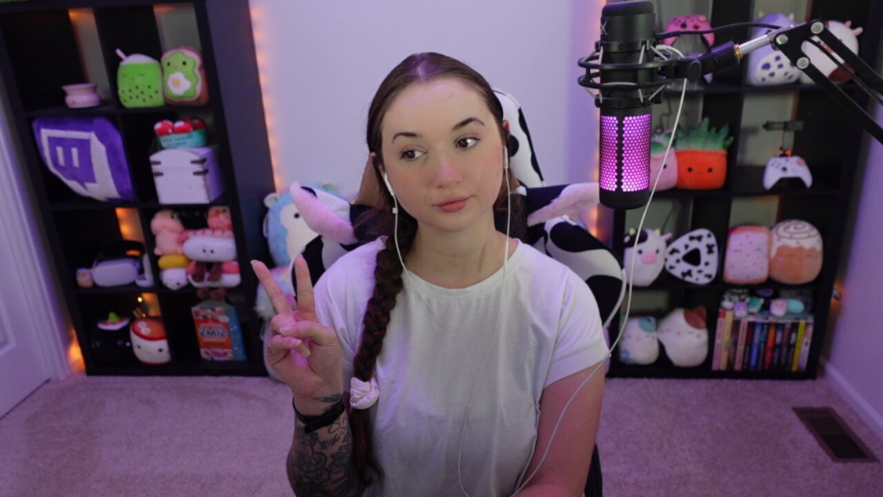 IT'S WEDNESDAY MY DUDES !DISCORD