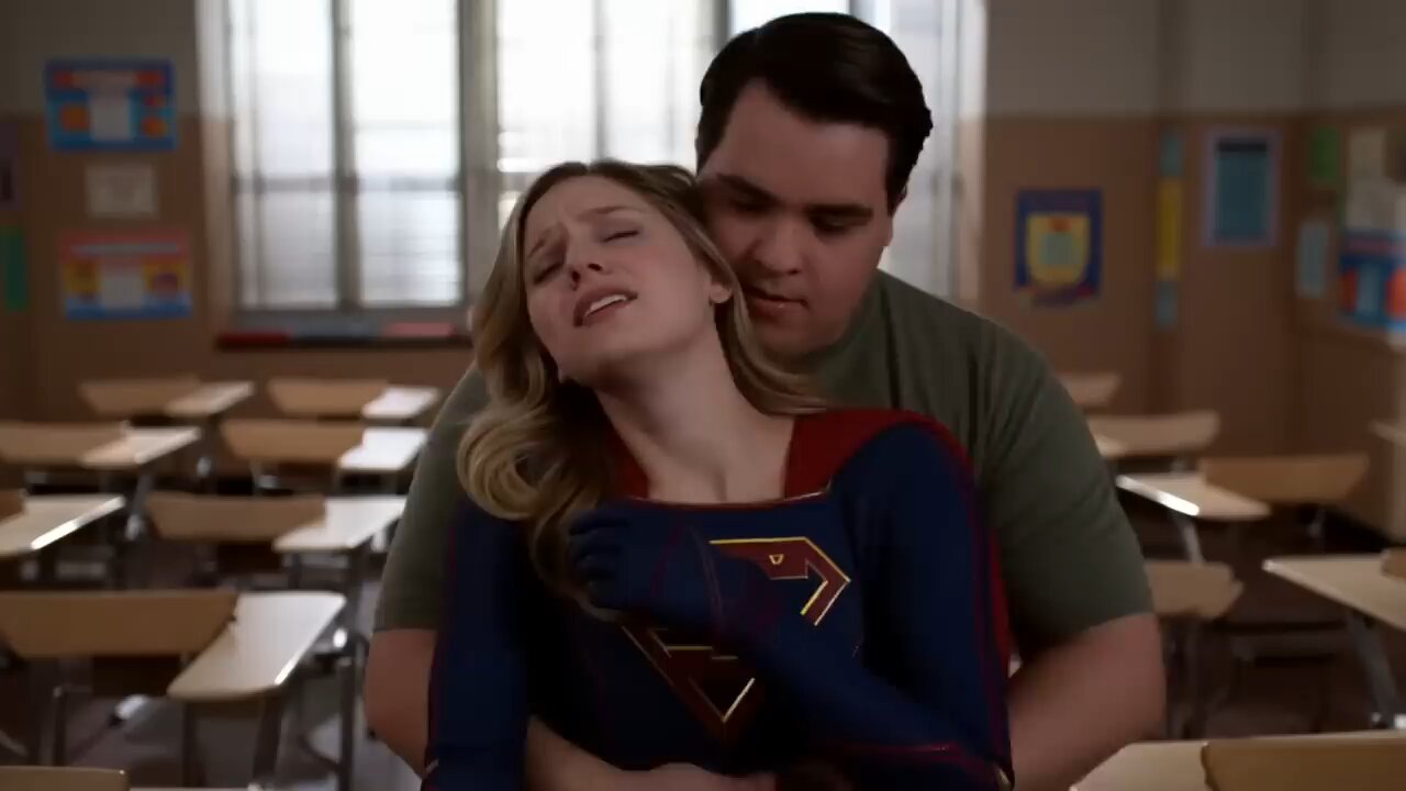 SuperWoman Girl Best Scene