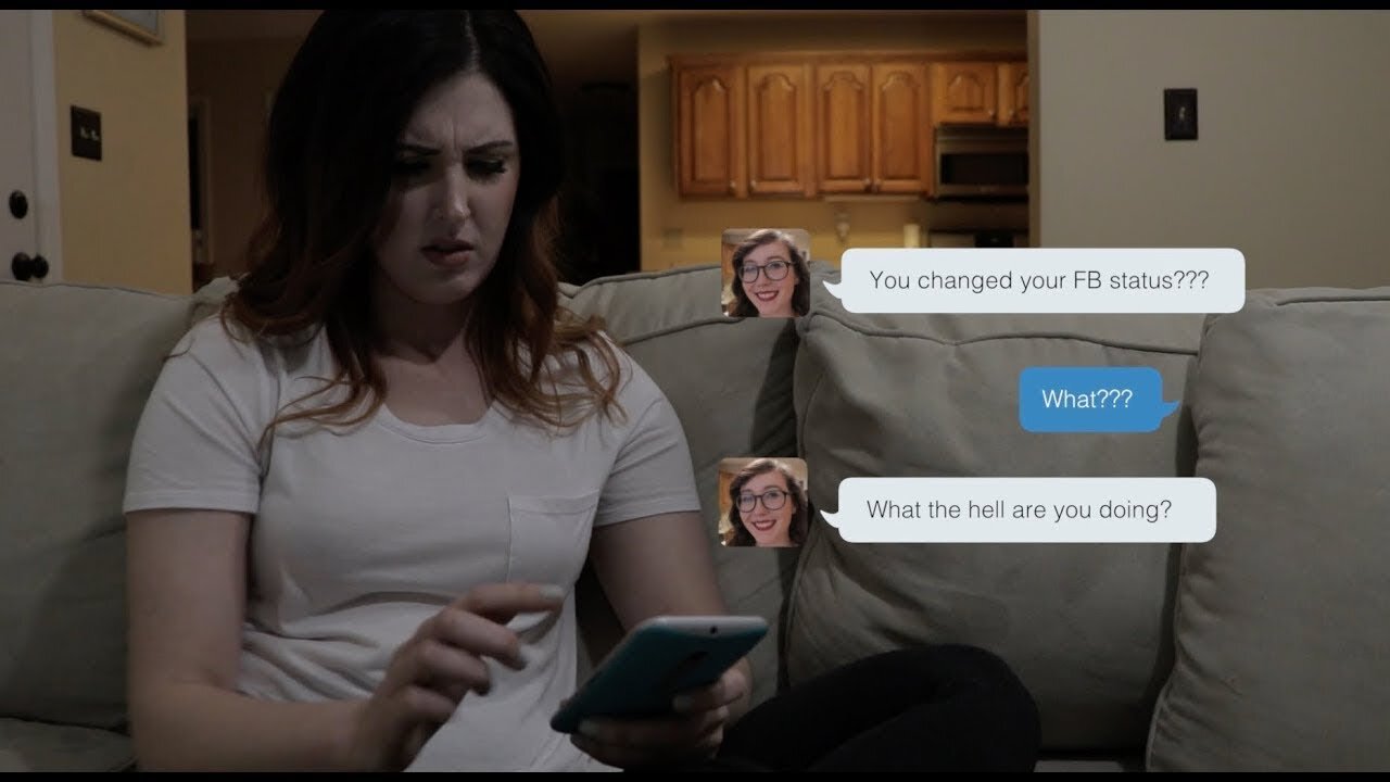 TEXT | Short Horror Film Told Through Terrifying Messages