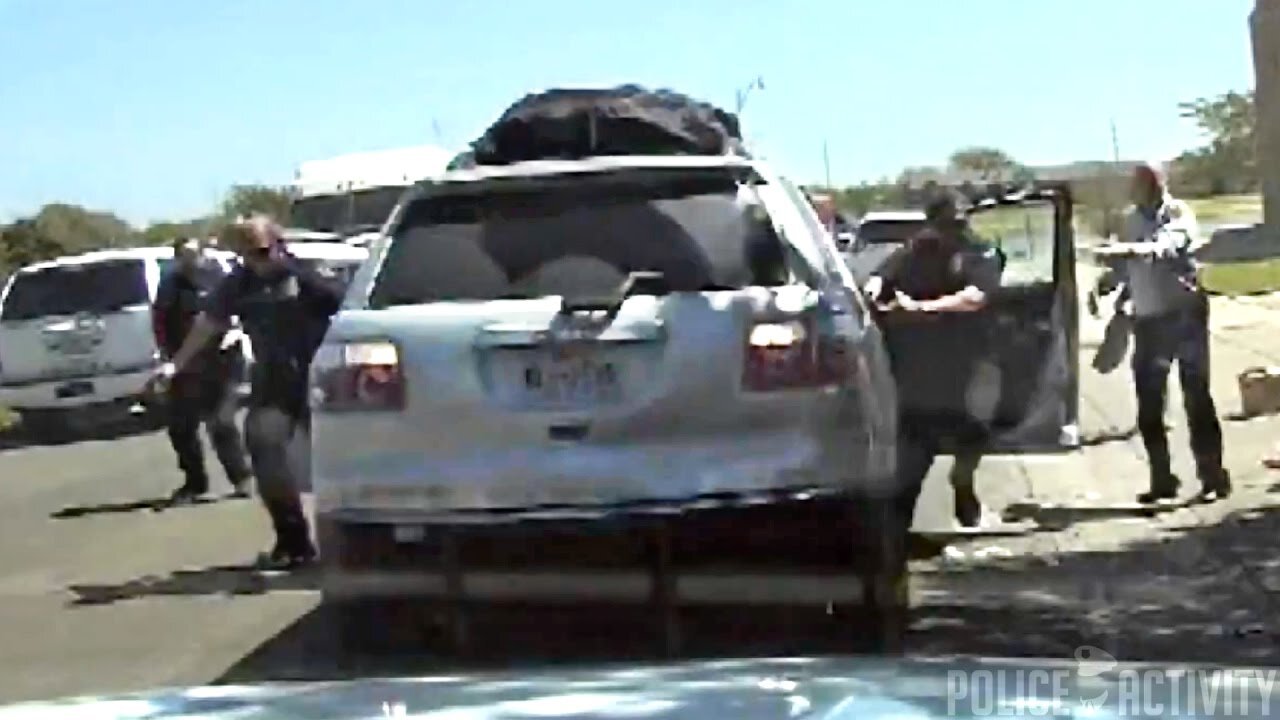 Dashcam Shows Lubbock Police Shooting at Fleeing Suspect#9737