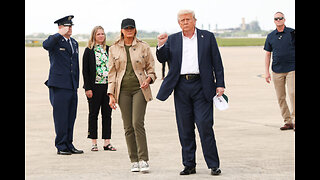 WATCH LIVE : Trump holds a roundtable with Texas flood first responders